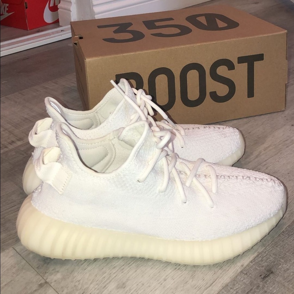 Yeezy 350 men size 7 women size 8.5 authentic.